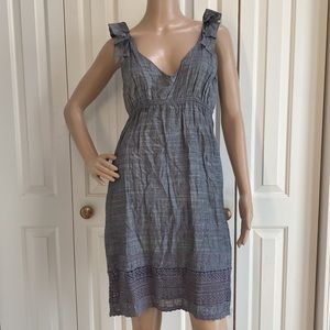 Max Studio Womens M Grey Sleeveless Dress. So cute. Flattering. Ruffles and Knit